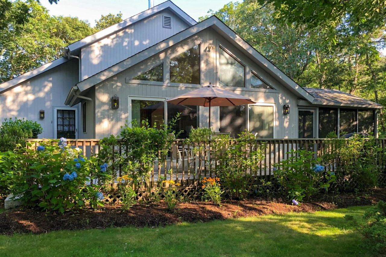 Harbor Cove Cottage Едгартаун Екстериор снимка